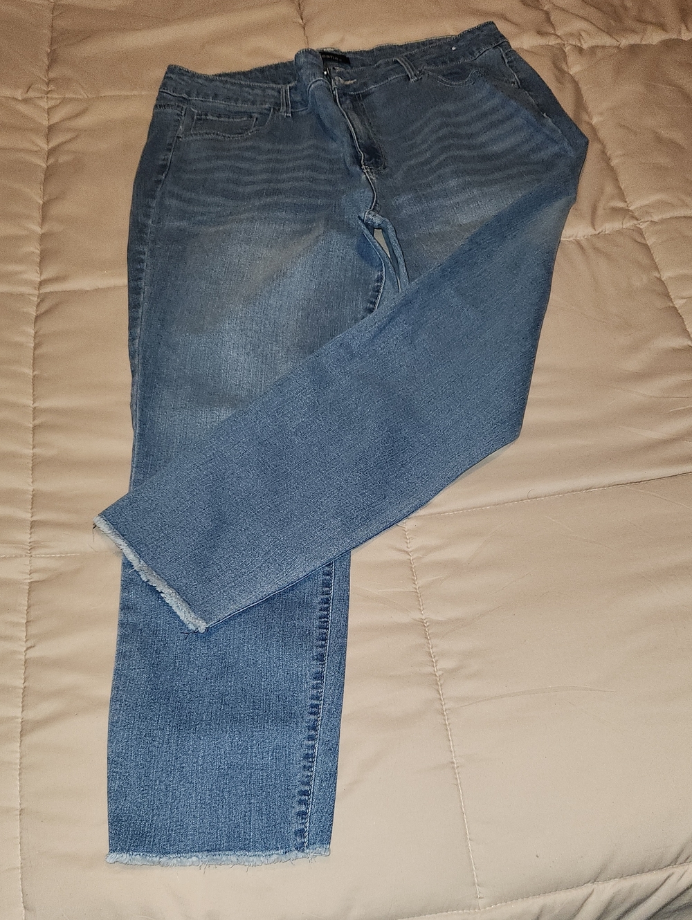 d. jeans Women’s Medium Blue Straight Jeans